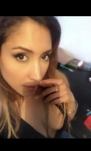 622957219: Chica busca chico en Granada