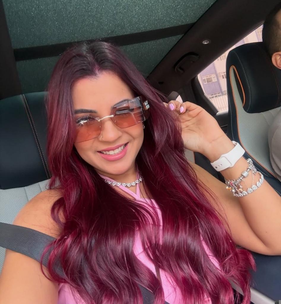 Chica busca chico en Alicante: Chica busca chico