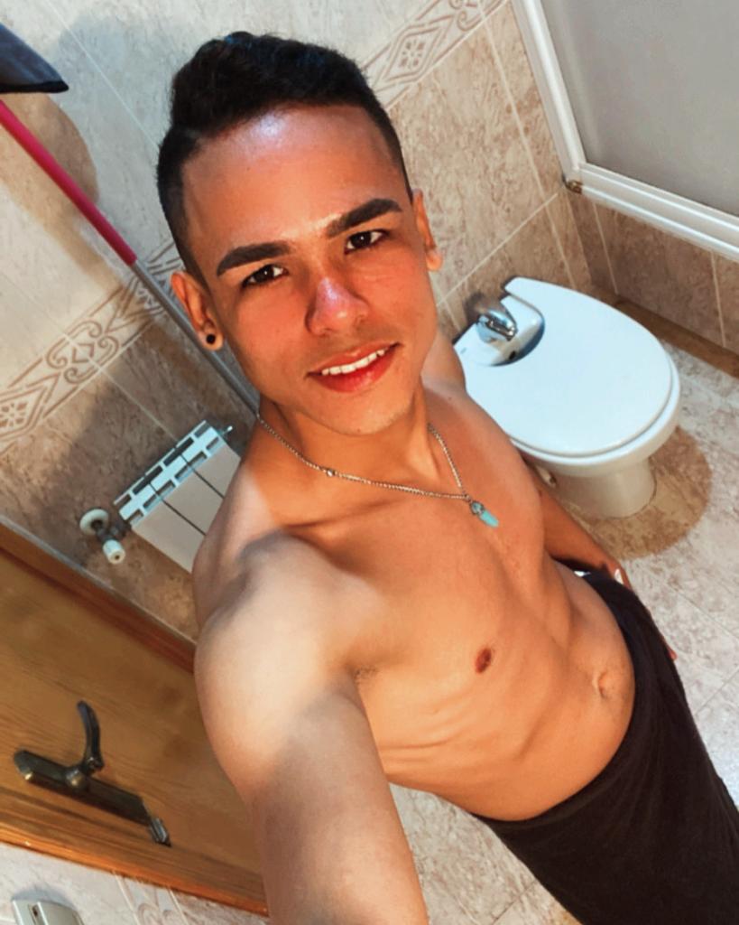 Chico busca chica en Murcia: 