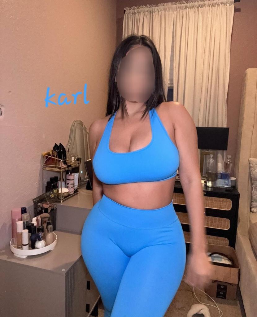 665732088: Chica busca chico en Barcelona