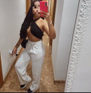 631986676: Chica busca chico en Tarragona