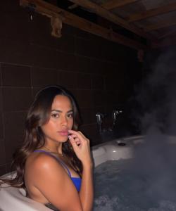 617212147: Chica busca chico en Cantabria