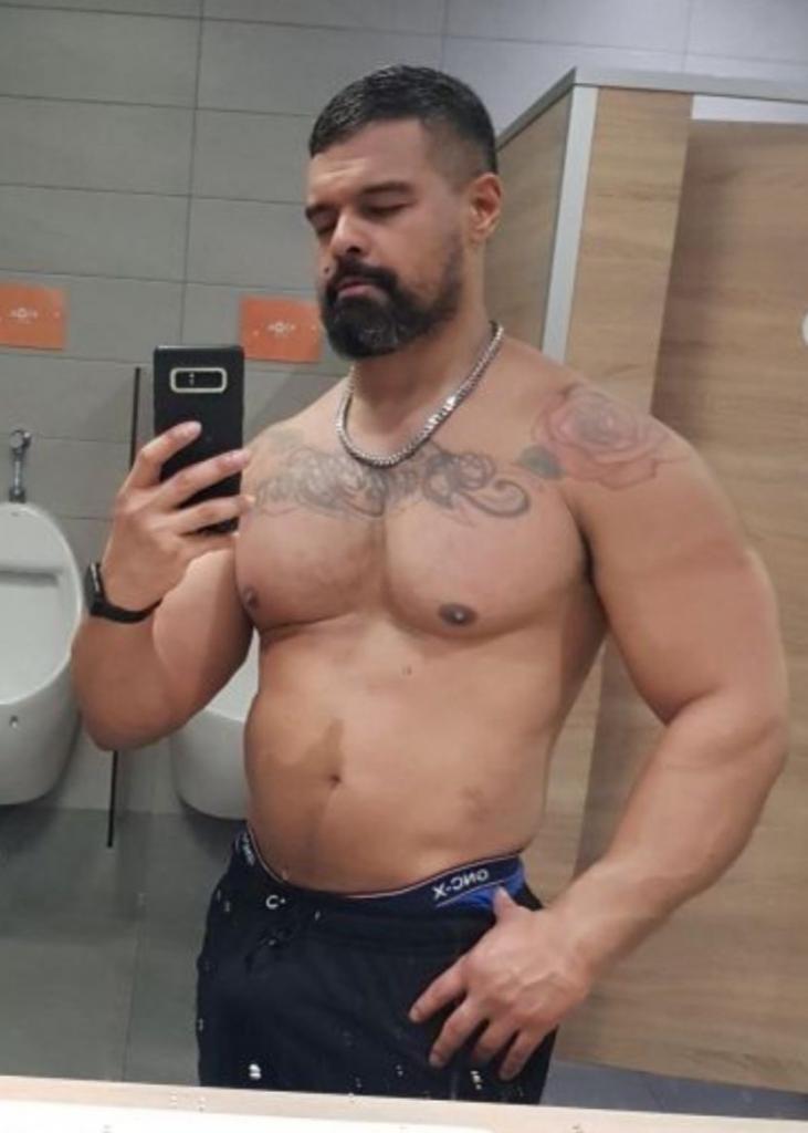 Chico busca chica en Barcelona: 