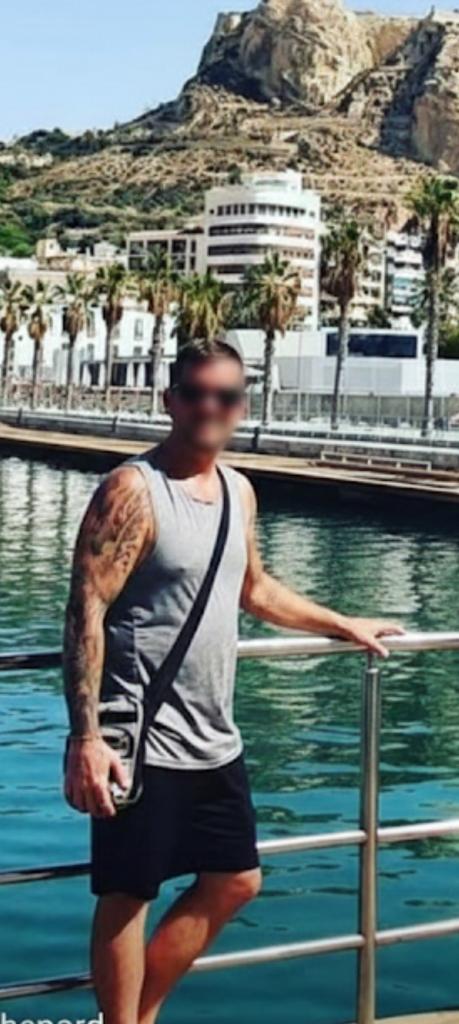 Chico busca chica en Murcia: 