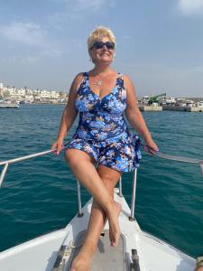 Chica busca chico en Almería: 